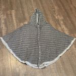 Lucky Brand houndstooth pattern button up hooded poncho Photo 0