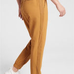 Athleta  Brooklyn Textured Joggers Tuscan Gold Size 8 Photo 0