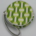 Clinique  Small Wristlet Green/white Geometric Design‎ 4" Round Cosmetic Bag Photo 2
