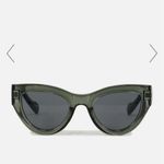 Cotton On New Amber Jade sunglasses Photo 1
