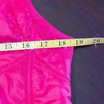 Nike  Golf Women’s Lightweight Pink Puffer Vest Size Medium Tall Photo 7