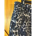 Isaac Mizrahi  New York Women's Leopard Tailored  Short Size 6 (0685) Photo 1