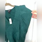 EXPRESS  NWT Stretch Ribbed Emerald Green Sz XXS V-Neck Long Puff Sleeve Sweater Photo 10