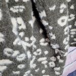 Gibson Latimer  GREEN GRAY LEOPARD PRINT EYELASH FUZZY KNIT HEAVY WEIGHT CARDIGAN Photo 8