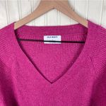 Old Navy V-Neck Melange Shaker Stitch Cocoon Pullover Sweater Berry Pink Medium Photo 4