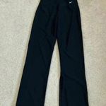 Nike  dri fit black flare / straight leg leggings in size xs Photo 0