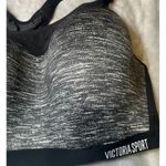 Victoria Sport Incredible Lightweight Max Bra 38DDD/F85 Gray Black Activewear Photo 9