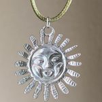 Handmade stainless steel sun boho retro vintage style necklace☀️ Photo 2