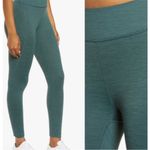 Outdoor Voices  • Tech Sweat Flex 7/8 Leggings Evergreen Photo 2