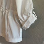 Liz Claiborne Women's Light Jacket Cinch Waist Pockets Safari White Size L Photo 4