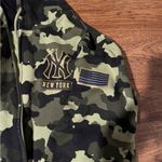 NEW YORK YANKEES camo zip up hoodie armed forces Green Size L Photo 5