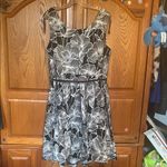Madison Leigh  Belted Floral Black and White Dress size 18W Photo 6