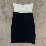 Elegant Black and White Strapless Dress Photo 1