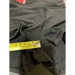 Lululemon  6 Boogie Shorts Black Flowabunga Floral Reversible Shorts 2" Photo 6