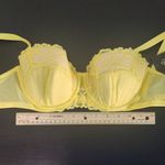 Frederick's of Hollywood Butter Yellow Balconette Bra Size 32D NWT Lingerie Show Photo 13