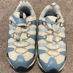 Dr Comfort Wonens Sporty Blue and White Sneakers Size 8W Photo 0