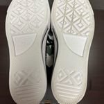 Converse Classic Leather Black and White Low-Tops Photo 4