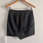 superdown ‎ Saira Satin Mini Skirt in Black Sz S Photo 3