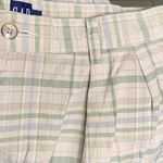 Gap Woman’s Hi Rise Plaid Bermuda Shorts Size 31 Photo 4