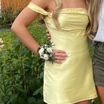 Beginning Boutique  Dress Photo 0