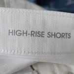 Denizen from Levi's NWT Levi's Denizen High-Rise Jean Shorts size 30 Photo 9