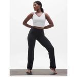 Athleta New  M Transcend V-Neck Crop Sports Bra D-DD Quartz Grey Medium Photo 3