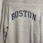 Boston sweatshirt Size M Photo 1