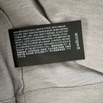 Theory  Tilma Scoop Neck Tee in Slubbed Cotton Shadow Grey. Size L. MSRP $85 Photo 8