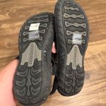 Skechers  Reggae Kooky black and white‎ outdoor river style sandals Sz 7 Photo 4