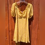 Yellow Floral Puff Sleeve Dress Size XL Photo 1