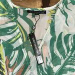 Woman’s Club Z Collection Leaf Print Coverup Size Large Green Photo 2