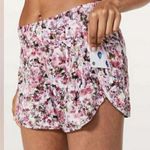 Lululemon  Tracker Short V *4" Blossom Spritz Multi size 10 Photo 6