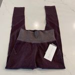Athleta NWT Twilight Tight 2.0 Leggings in Antique Burgundy Size Small Photo 3