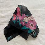 Floral boarder woman print bandana 0702 Black Photo 0