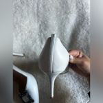 $595 SJP By Sarah Jessica‎ Parker White Windsor 70 Heels Size 37.5 Photo 7