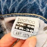 Boohoo  jeans high waisted destroyed jeans  sz 4 Photo 10