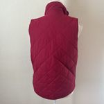 Miami Cranberry quilted vest Photo 3