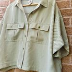 Worthington  striped olive green cropped tee Photo 2