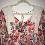 En Crême En Creme Top Pink Coral & Cream Floral & Lace Tie Back Blouse Sz S NWT Photo 2