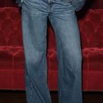 American Eagle Low Rise Baggy Jeans Photo 0