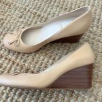 Cole Haan Women’s Elsie Bow Wedge Sz 9.5 Beige Slip On Shoes MSRP $180. NWOT Photo 2