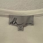 Source Unknown Women’s DH New York White Long Sleeve Top Photo 2