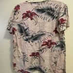 Voyage Womens Tropical Print Top T Shirt M Gray Red Flowers Palm Leaves Hawaiian Size M Photo 3