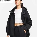 Nike Sportswear Tech Fleece Women's Oversized Full-Zip Hoodie Cape Photo 0