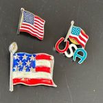 Set Of 3 USA Flag Enamel Lapel Pins Patriotic Design Gold Photo 0