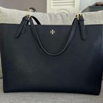 Tory Burch Robinson Tote Photo 0