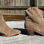 Dolce Vita Anthropologie Solow Suede Western‎ Heel Ankle Bootie women size 9 Photo 0