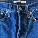 Levi's Levi’s Premium Denim Wedgie Straight Jeans Size: 24 Photo 2
