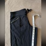 Athleta  Women’s  Crop Pants Black Zip Pocket Elastic Waist And Ankles Sz L‎ Photo 9