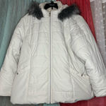 Maralyn & Me  White puffer coat Photo 0